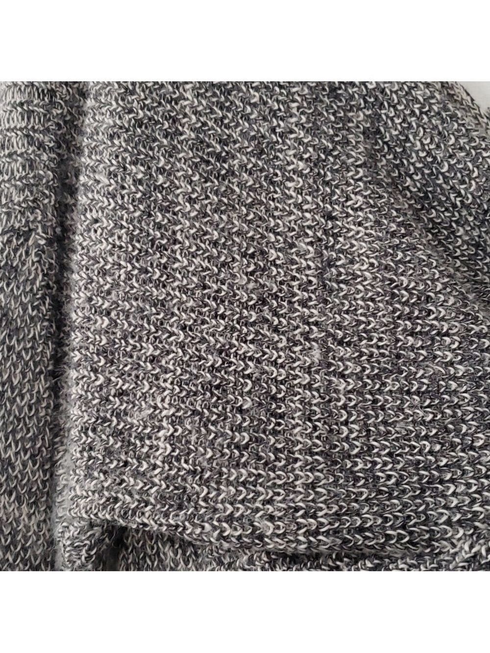 Sweater - Picture 3 of 5